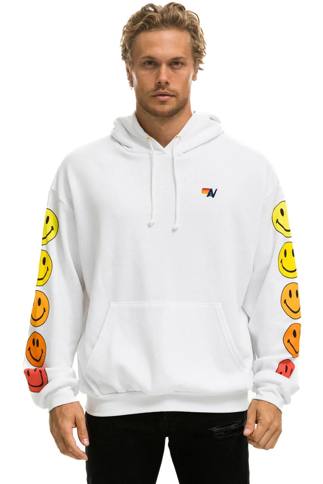 SMILEY SUNSET RELAXED PULLOVER HOODIE - WHITE